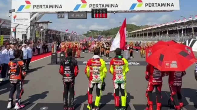 Animo tinggi para Rider dan penonton di arena MotoGP Mandalika. [Instagram]
